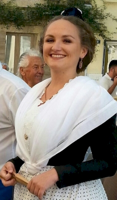 Naïs Lesbros, reine d'Arles